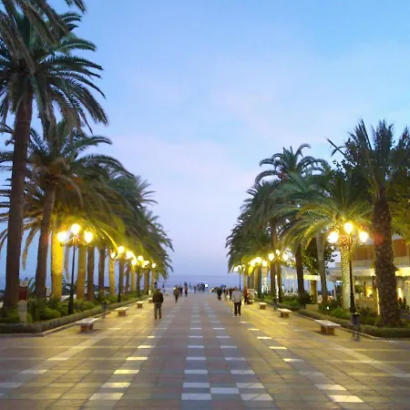 R1351 Verano Azul 31bis Apartmán *